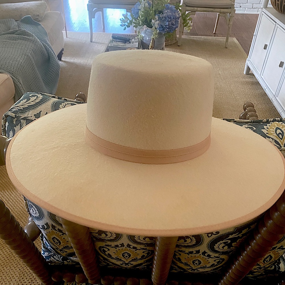 LACK OF COLOR BEIGE HAT